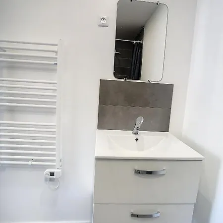 Apartamento Studio Cosy Tout Equipe Hyper Centre Wifi 2Pers *
